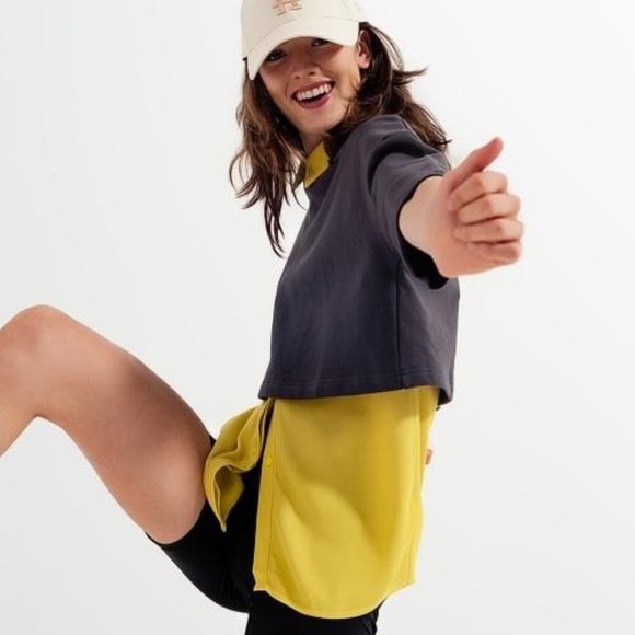 Chasing You Cropped Top and Jogger Set in Dark Gre - Picture 10 of 11